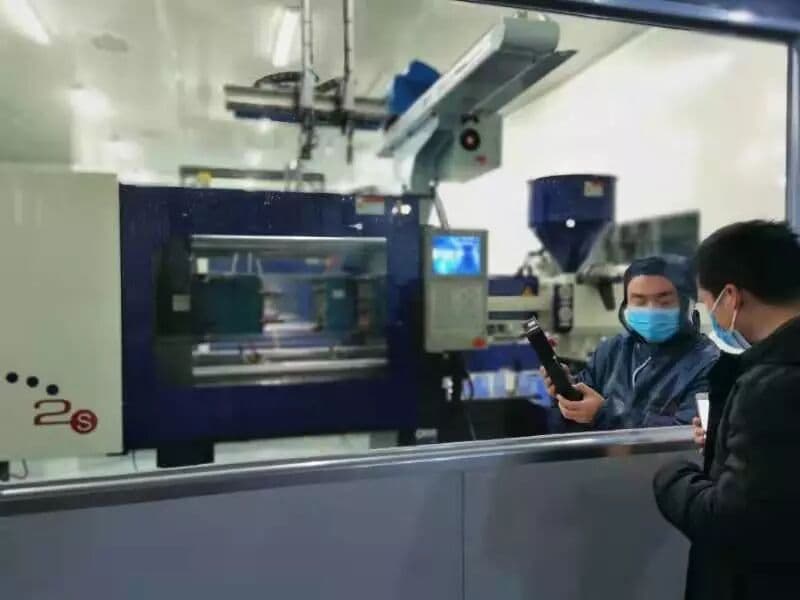 一夜孤城闭，温暖不缺席。