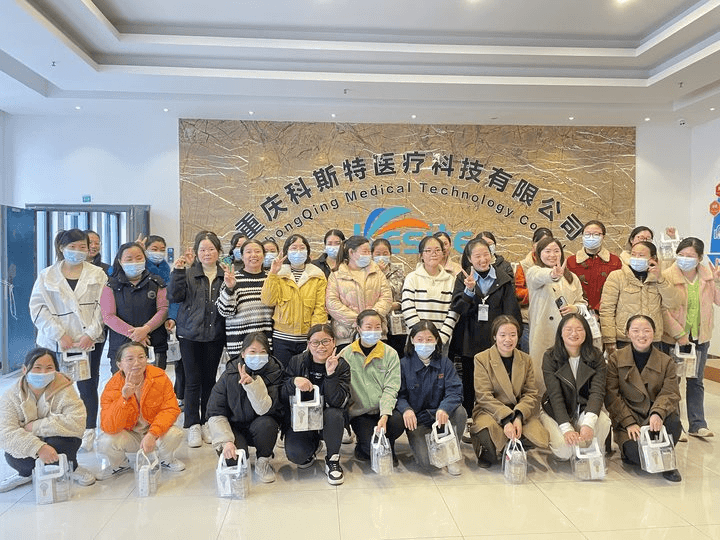 致敬她力量 | 2023年妇女节，科斯特为女神们送上精美礼品